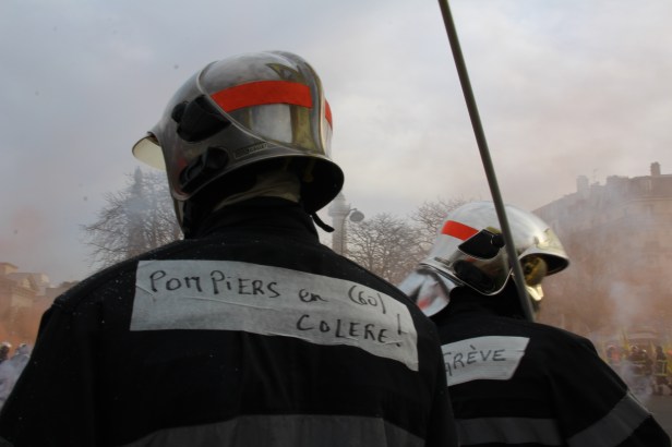 manifestation-pompiers-paris-10