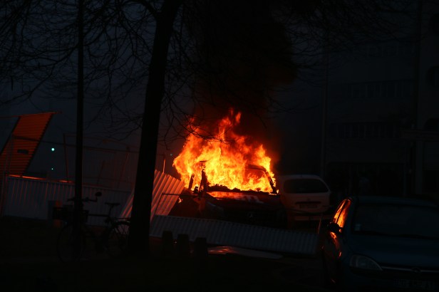 emeutes-bobigny-justice-theo-12